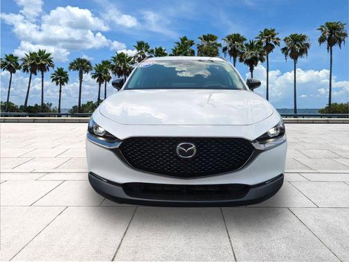 Snowflake White Pearl Mica 2025 Mazda CX-30 2.5 Turbo Premium Package