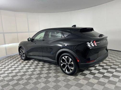 2024 Ford Mustang Mach-E Select