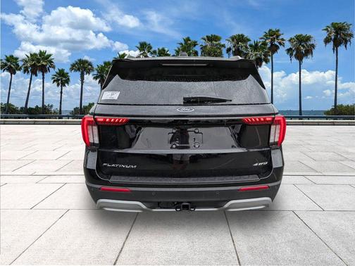Agate Black Metallic 2026 Ford Explorer Platinum