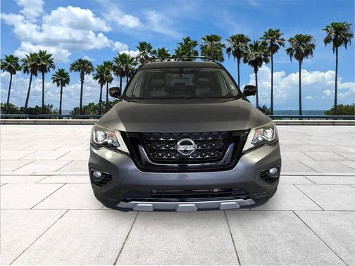 2020 Nissan Pathfinder SL 2WD