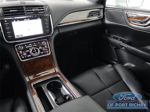 2018 Lincoln Continental Select