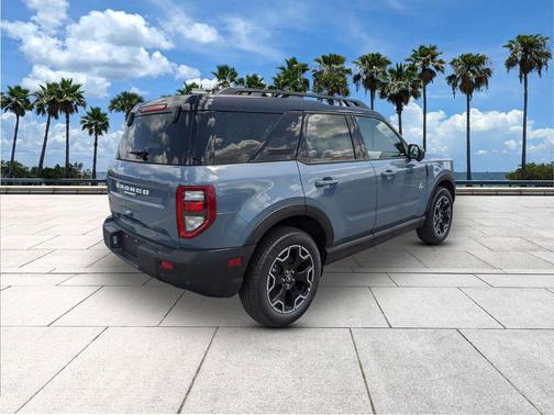 Azure Gray Metallic Tri-Coat 2025 Ford Bronco Sport Outer Banks