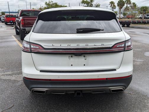 Pristine White 2021 Lincoln Nautilus Reserve