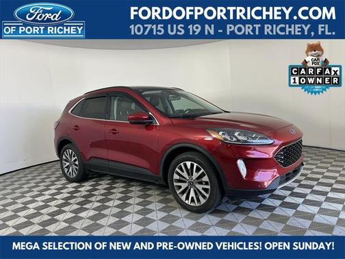2022 Ford Escape Titanium