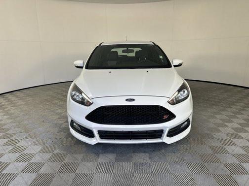 2017 Ford Focus ST ST