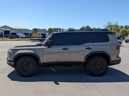 Earth/Black 2024 Lexus GX 550 Overtrail+