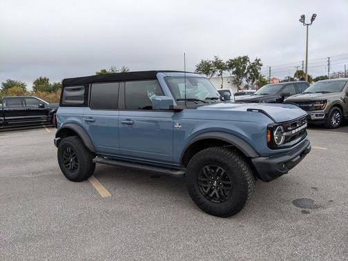 2023 Ford Bronco Outer Banks