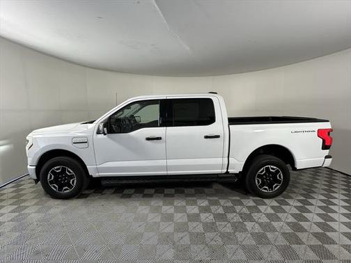 2022 Ford F-150 Lightning XLT