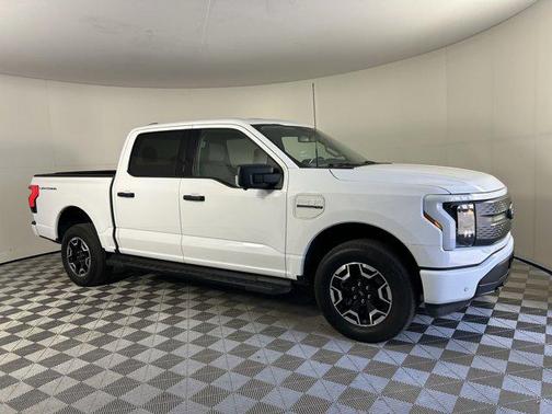 2022 Ford F-150 Lightning XLT