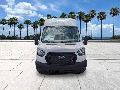 2025 Ford Transit-350 XL