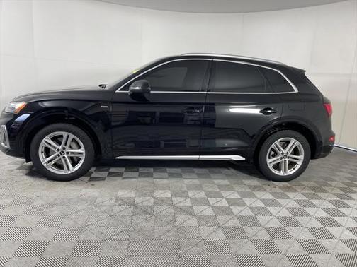 2021 Audi Q5 Premium 55 TFSI e quattro S tronic