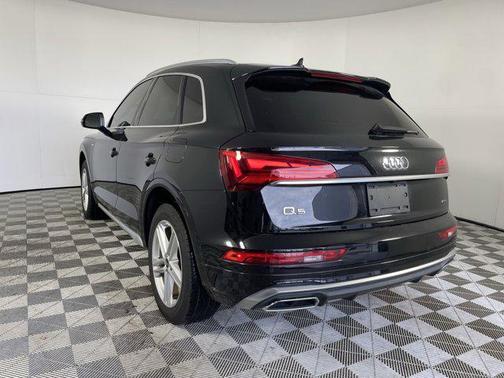 2021 Audi Q5 Premium 55 TFSI e quattro S tronic