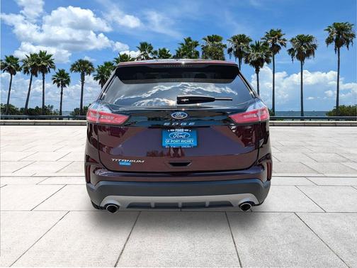Burgundy Velvet Metallic Tinted Clearcoat 2021 Ford Edge Titanium