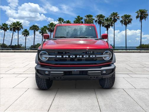 Ruby Red Metallic Tinted Clearcoat 2026 Ford Bronco Outer Banks