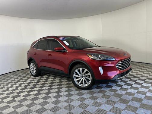 2022 Ford Escape Titanium