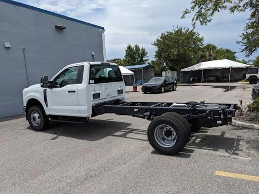 2025 Ford F-350 XL