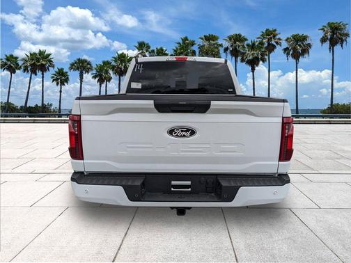 Oxford White 2026 Ford F-150 XLT