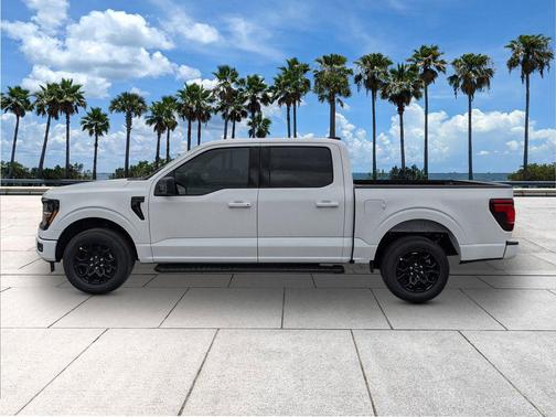 Oxford White 2026 Ford F-150 XLT