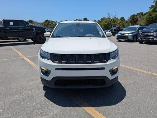 White Clearcoat 2018 Jeep Compass Latitude