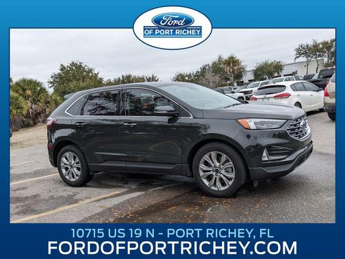 2022 Ford Edge Titanium