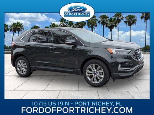 2022 Ford Edge Titanium