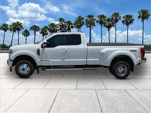 Star White Metallic Tri-Coat 2020 Ford F-350 Lariat