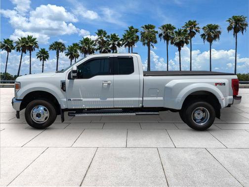 Star White Metallic Tri-Coat 2020 Ford F-350 Lariat