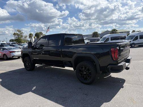 2022 GMC Sierra 2500 AT4