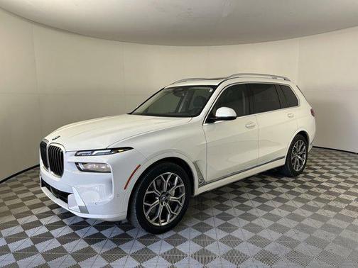 2023 BMW X7 xDrive40i