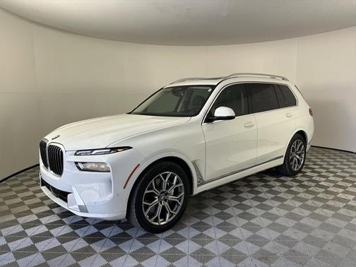 2023 BMW X7 xDrive40i