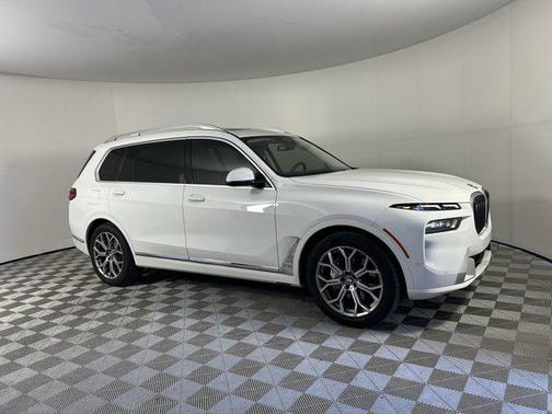2023 BMW X7 xDrive40i