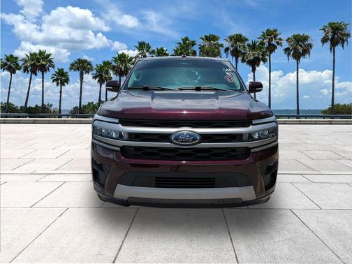 Jewel Red Metallic Tinted Clearcoat 2024 Ford Expedition XLT