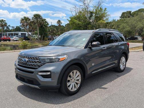 Carbonized Gray Metallic 2024 Ford Explorer King Ranch