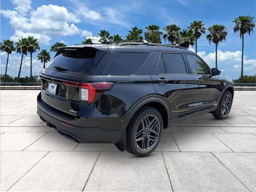 Agate Black Metallic 2026 Ford Explorer ST-Line