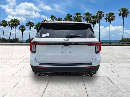 Star White Metallic Tri-Coat 2026 Ford Explorer ST