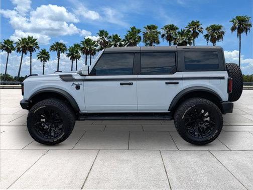 Oxford White 2024 Ford Bronco Wildtrak