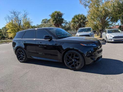 2024 Land Rover Range Rover Sport SE
