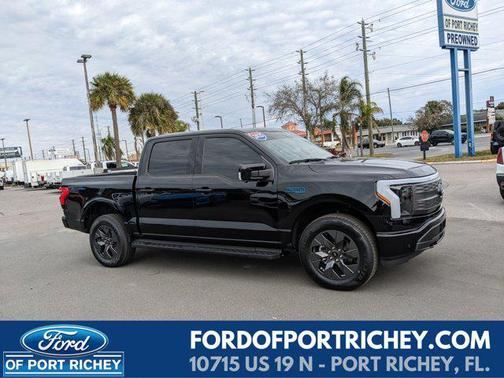 2025 Ford F-150 Lightning LARIAT