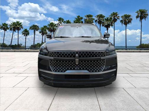 Starlight 2025 Lincoln Navigator Reserve
