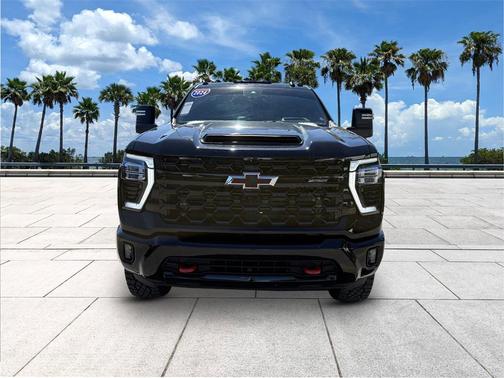 2024 Chevrolet Silverado 2500 4WD Crew Cab Standard Bed ZR2