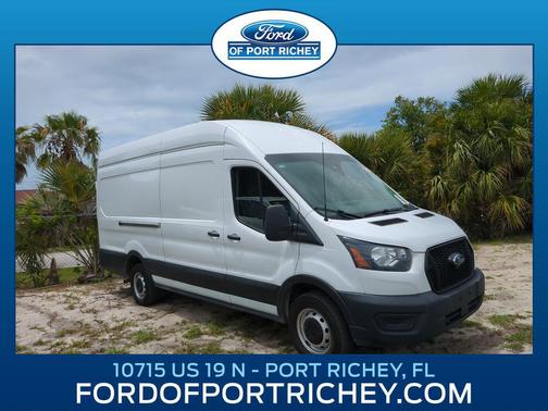 Oxford White 2023 Ford Transit-250 Base