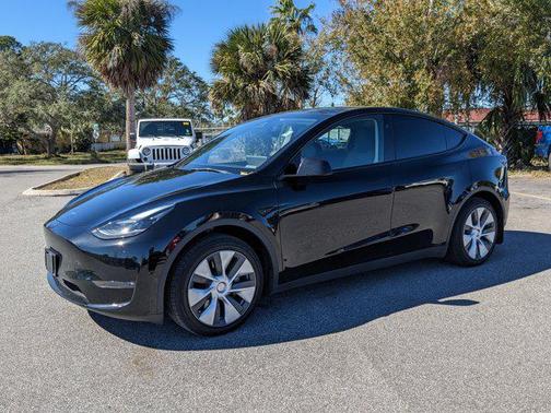 2023 Tesla Model Y Long Range Dual Motor All-Wheel Drive