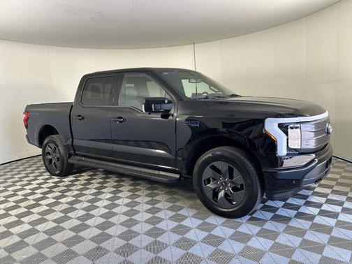 2024 Ford F-150 Lightning LARIAT