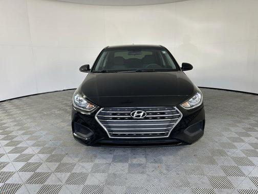 2022 Hyundai Accent SE