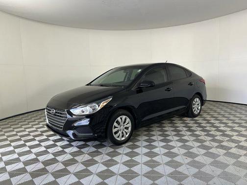 2022 Hyundai Accent SE