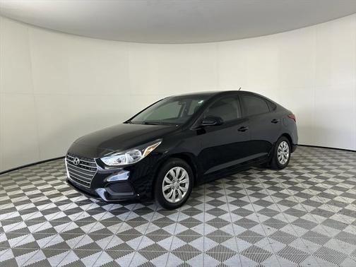2022 Hyundai Accent SE