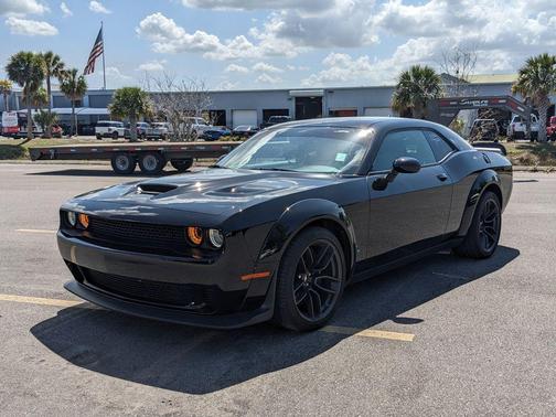 2019 Dodge Challenger R/T Scat Pack Widebody