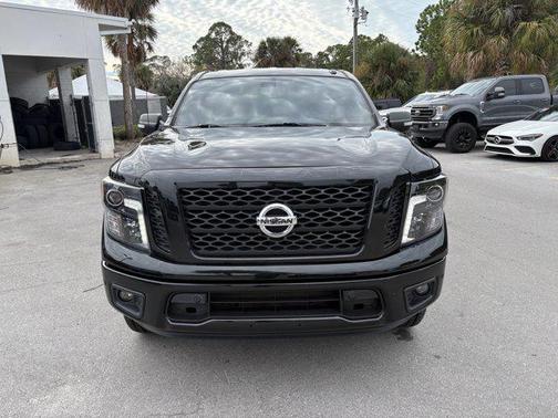 2018 Nissan Titan SV