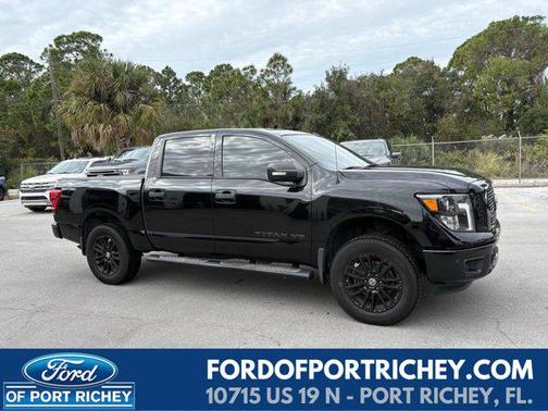 2018 Nissan Titan SV