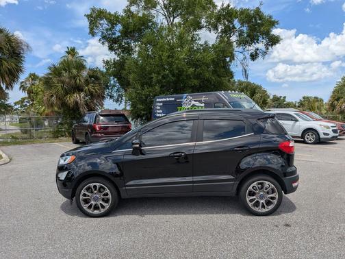 SHADOW BLACK 2021 Ford EcoSport Titanium